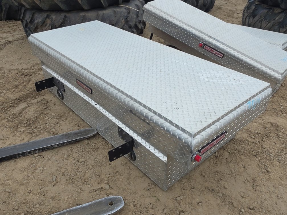 WEATHERGUARD TRUCK TOOLBOX