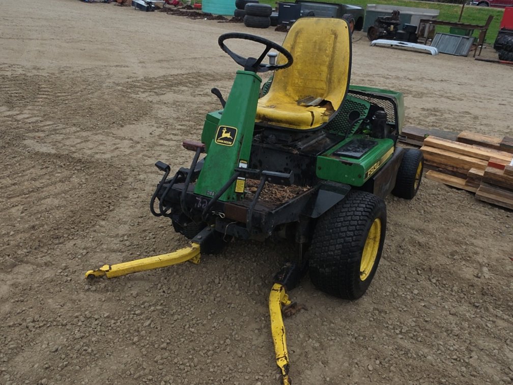JOHN DEERE F932 RIDING LAWN TRACTOR