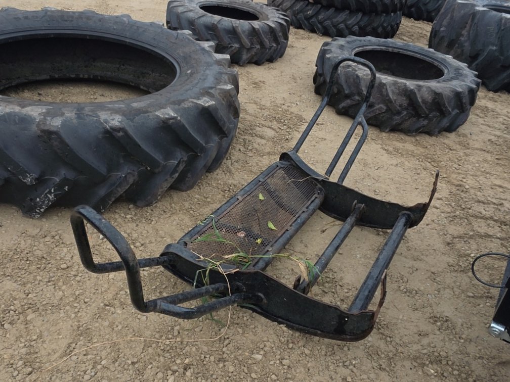 RANCH HAND GRILL GUARD FOR 2000 FORD