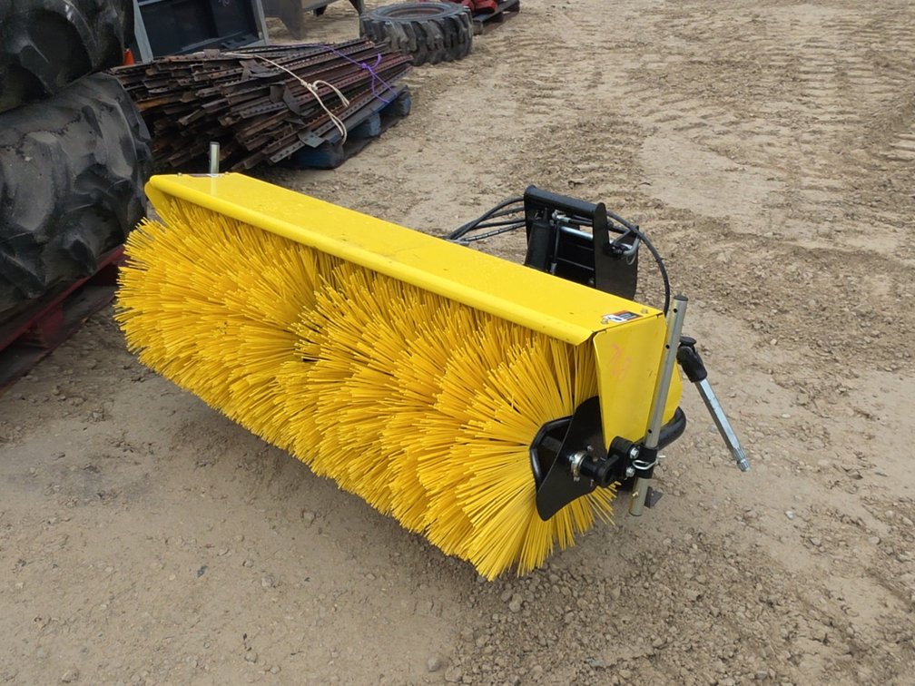 NEW JOHN DEERE 52" QUICK HITCH BROOM