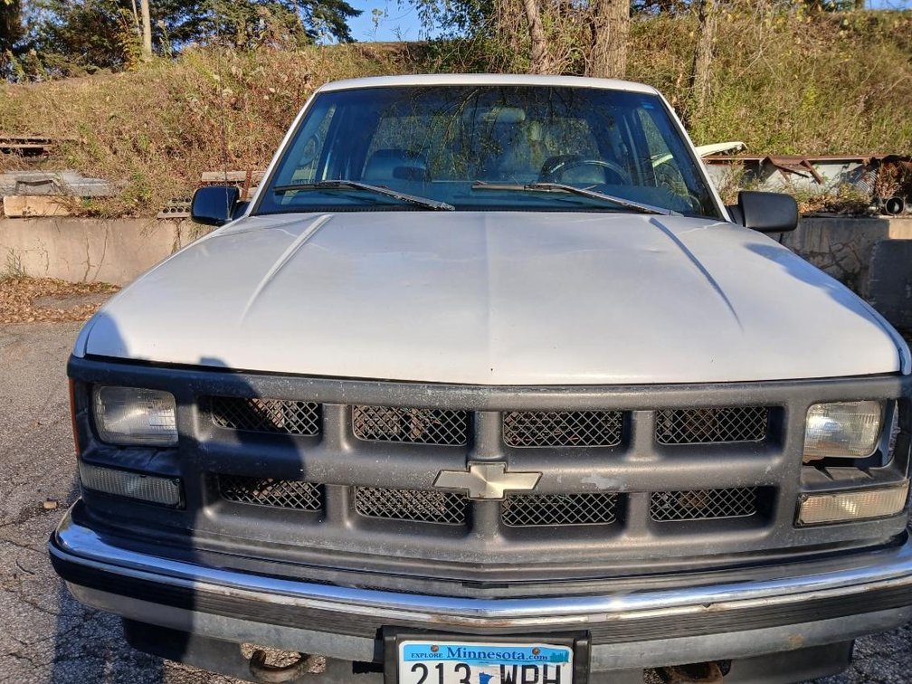 *OFFSITE * 1996 GMC 350 TRUCK * LOCATED CHATFIELD MN