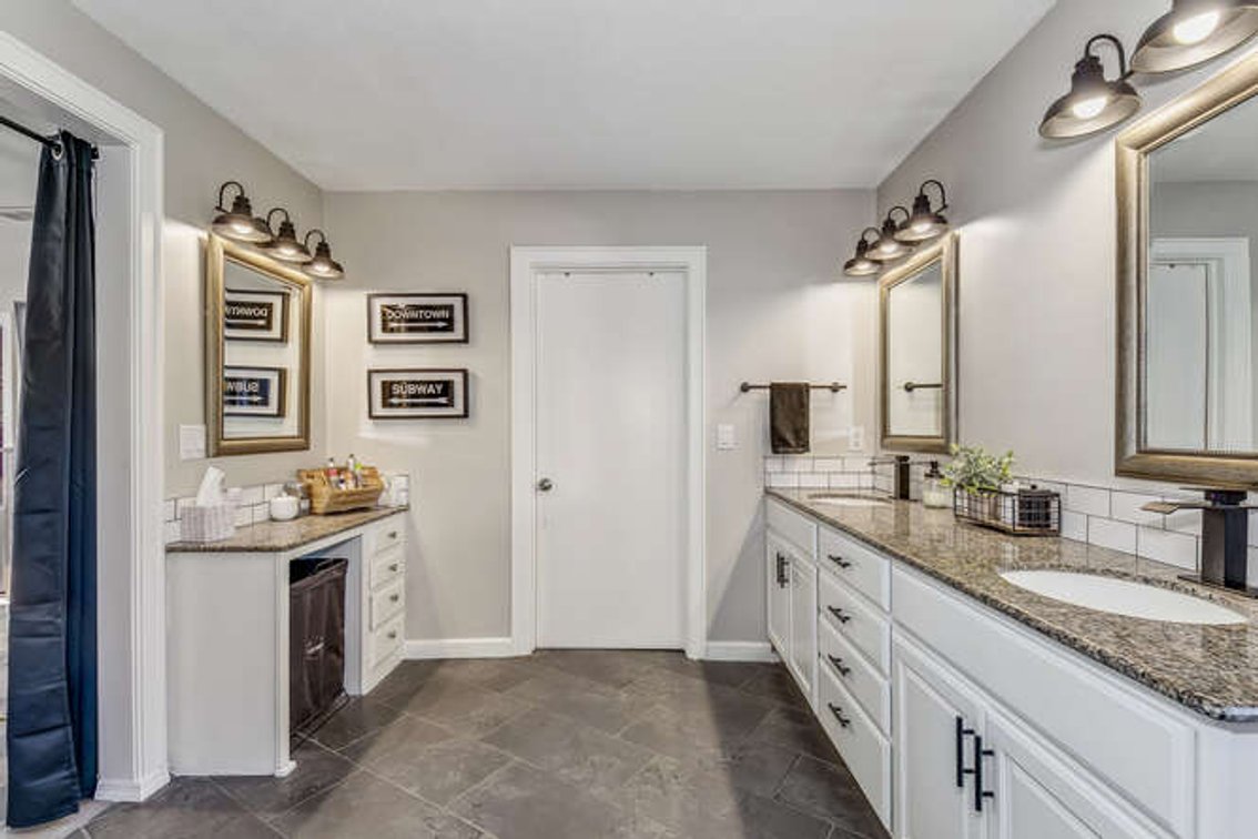 Image for Short Sale Opportunity