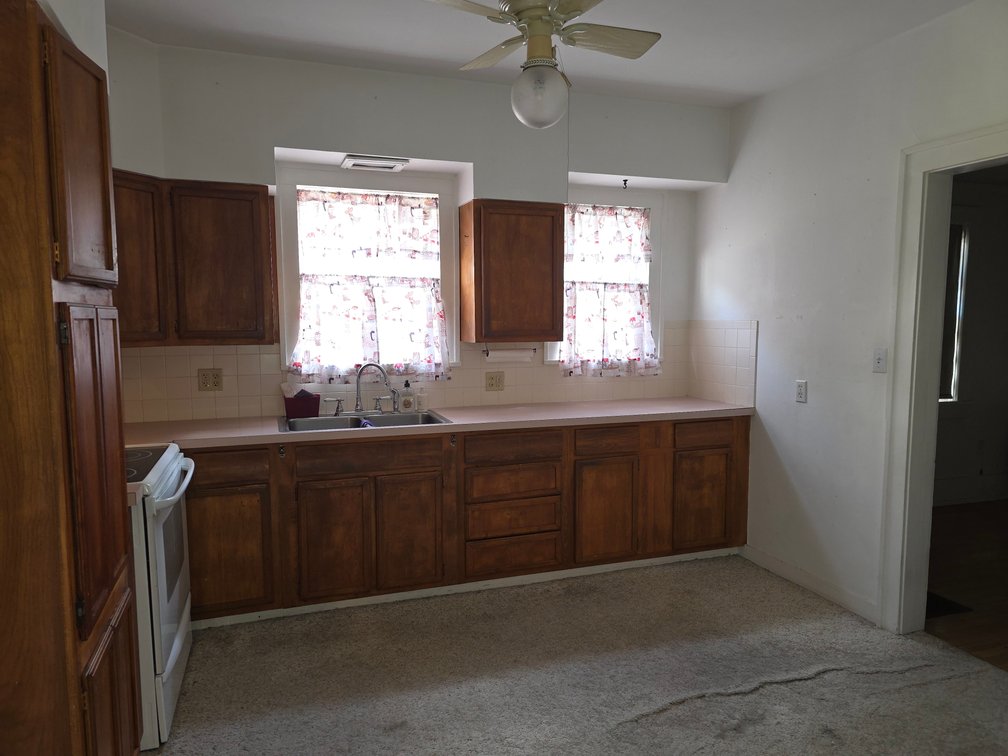Image for 806 N Porter Ave