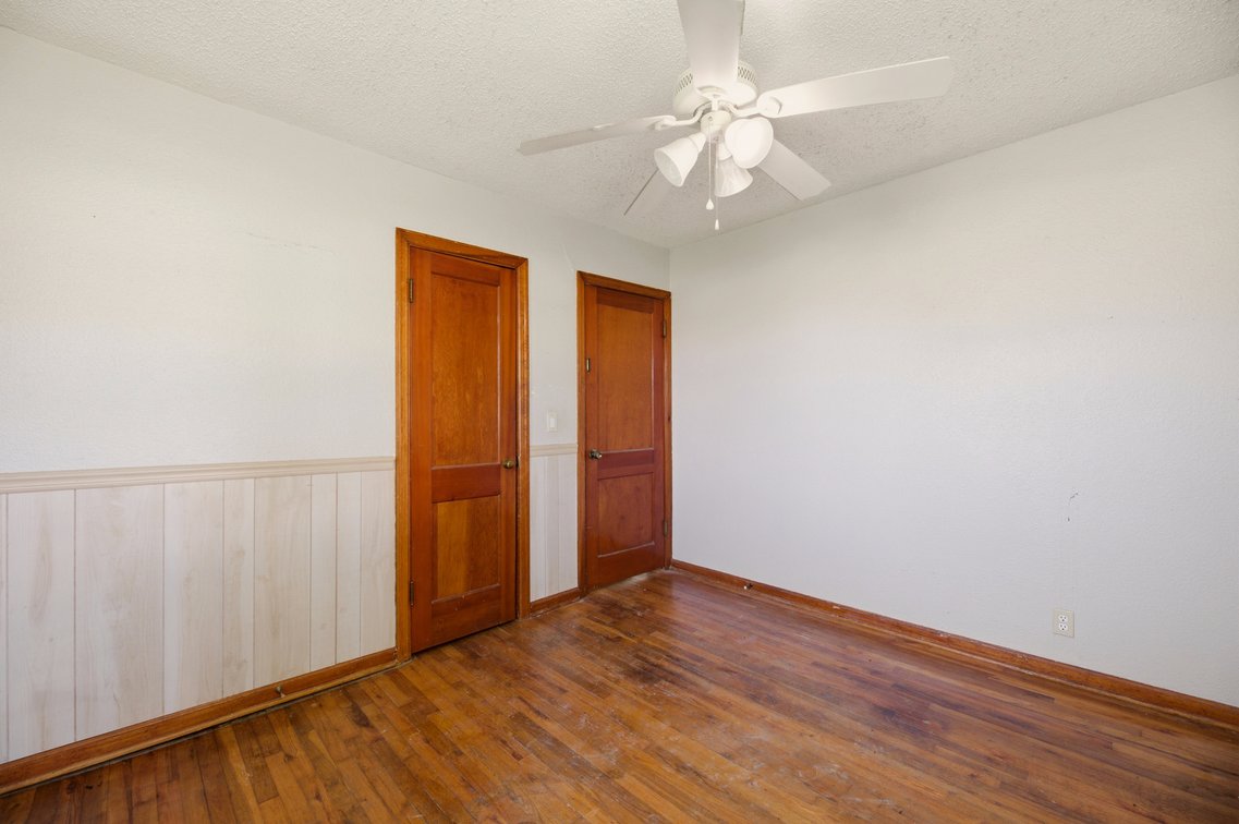 Image for 1540 N Andover Rd