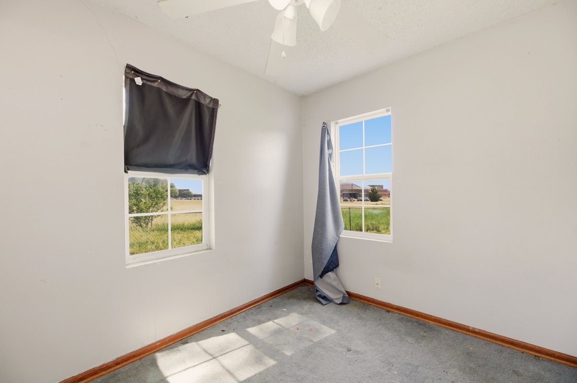 Image for 1540 N Andover Rd
