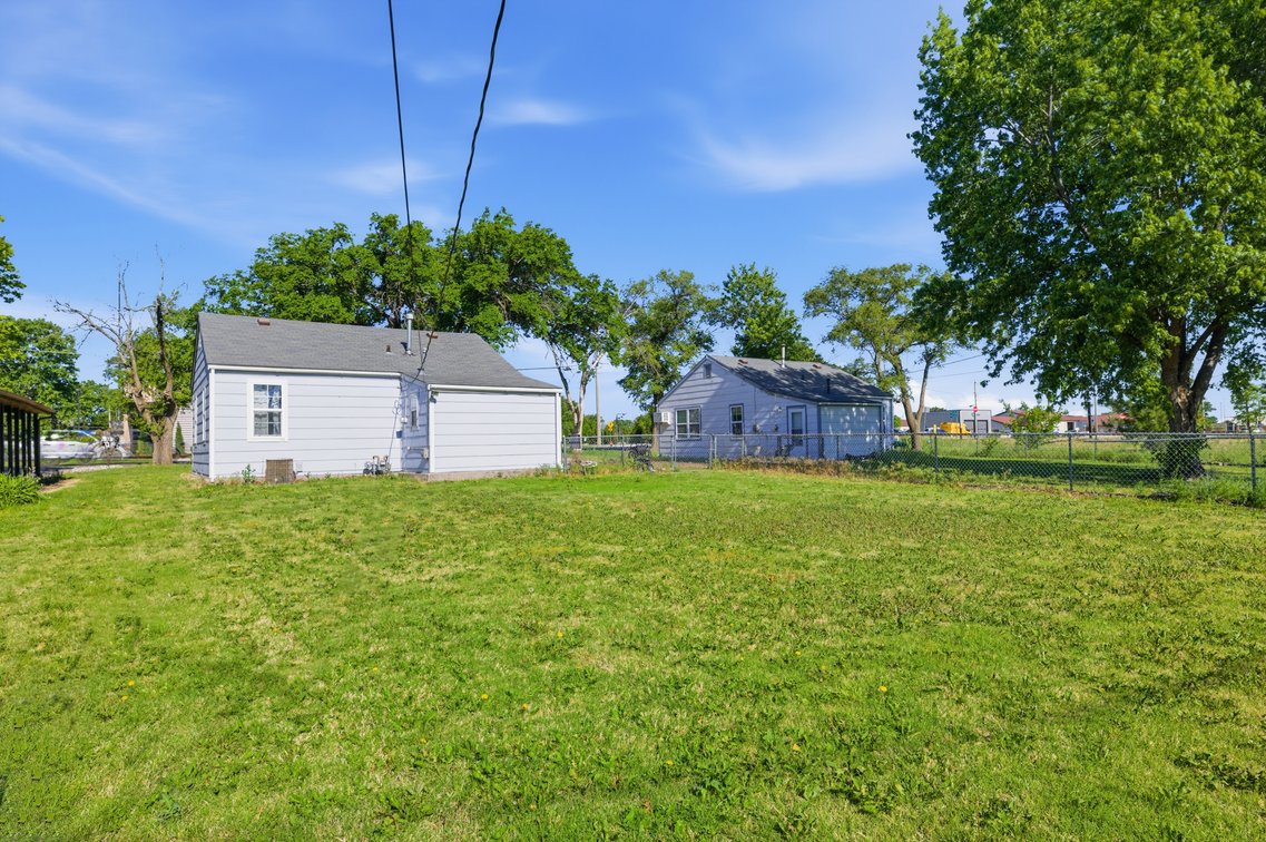 Image for 1536 N Andover Rd