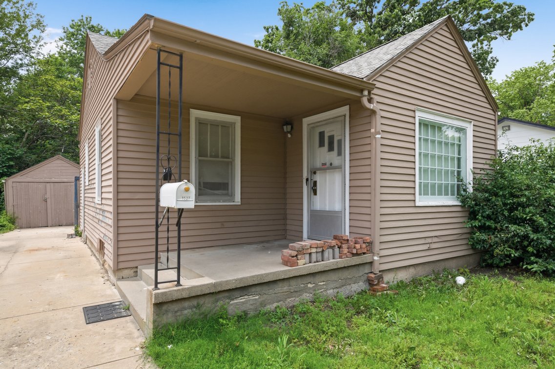 Image for 1527 N Woodland Ave