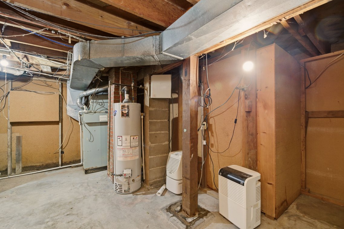 Image for 1527 N Woodland Ave