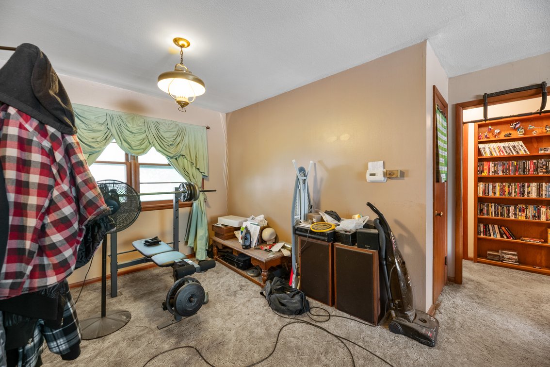 Image for 3532 S Seneca