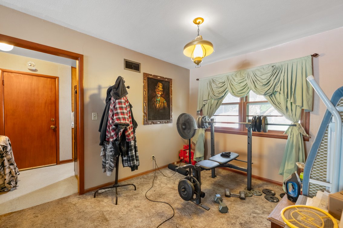 Image for 3532 S Seneca