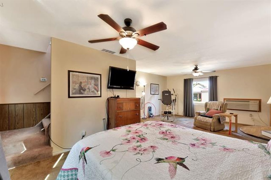 Image for 124 S Collingwood