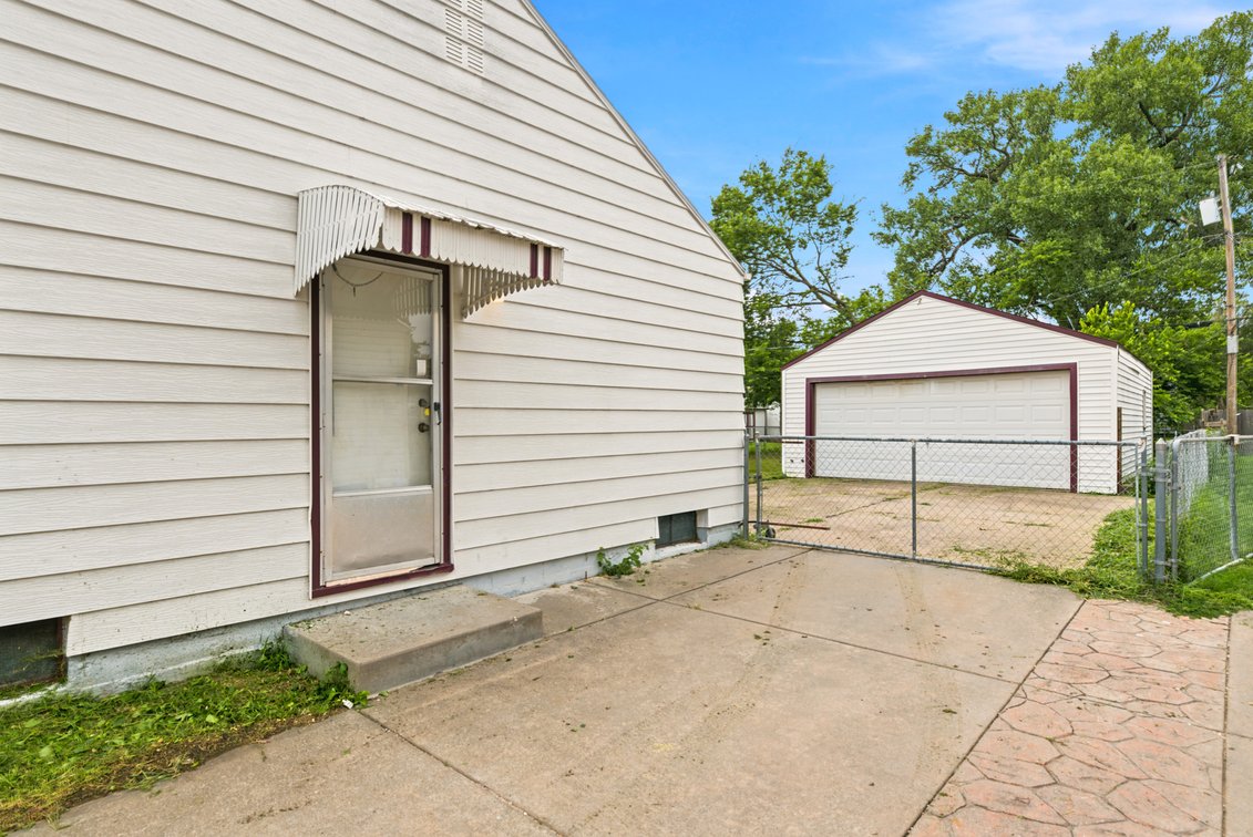 Image for 2111 S Pattie Ave