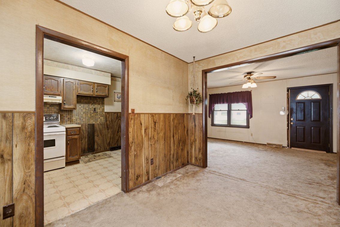 Image for 2111 S Pattie Ave