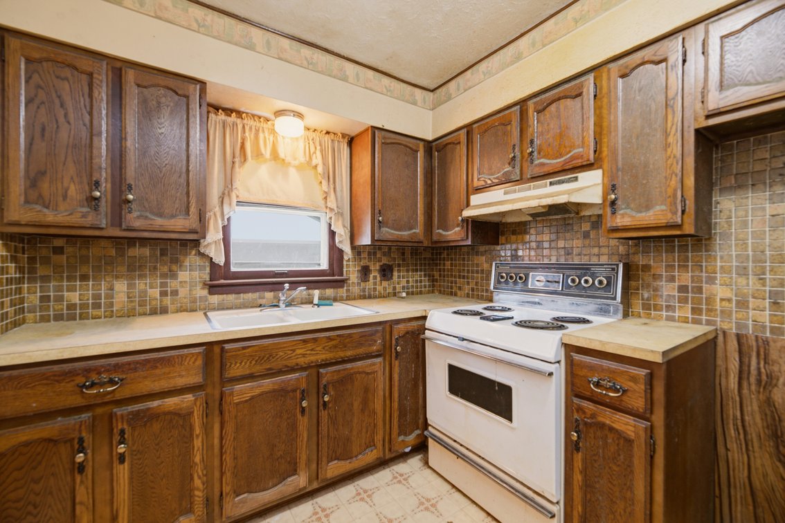 Image for 2111 S Pattie Ave