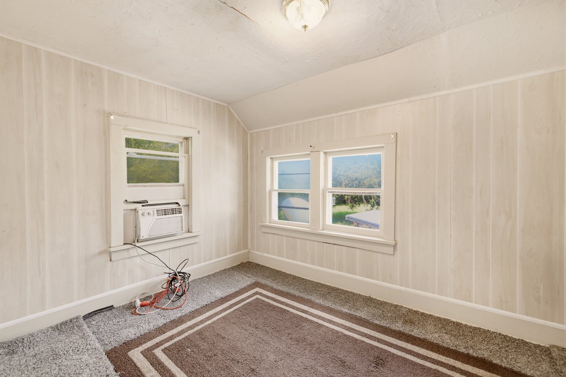 Image for 1128 N Custer Ave