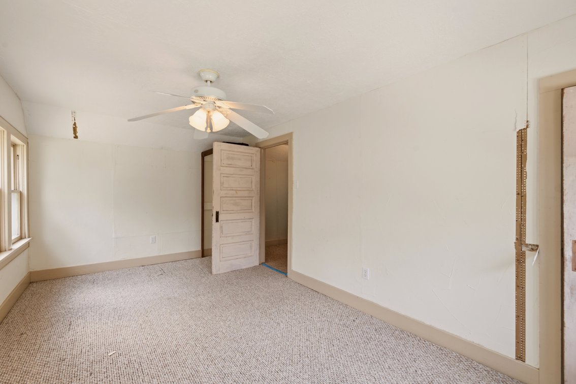 Image for 1128 N Custer Ave