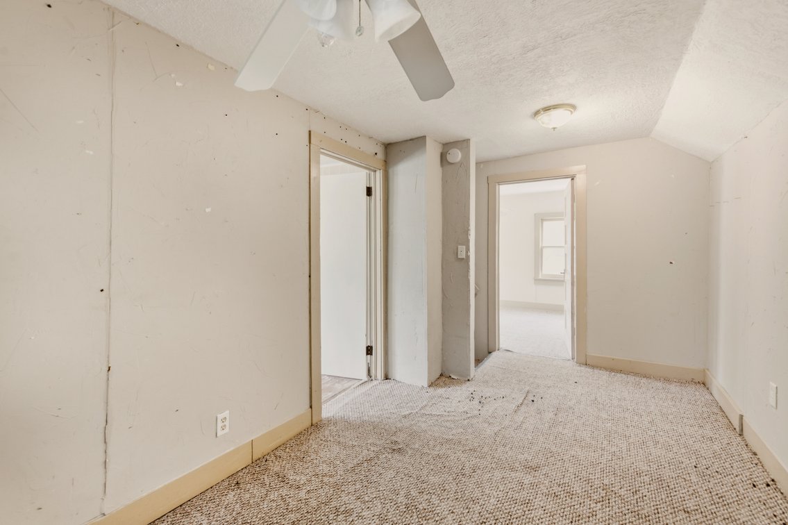 Image for 1128 N Custer Ave