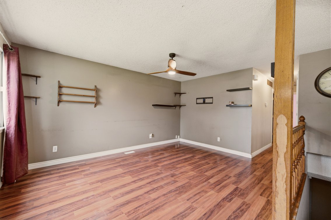 Image for 725 W Lockwood