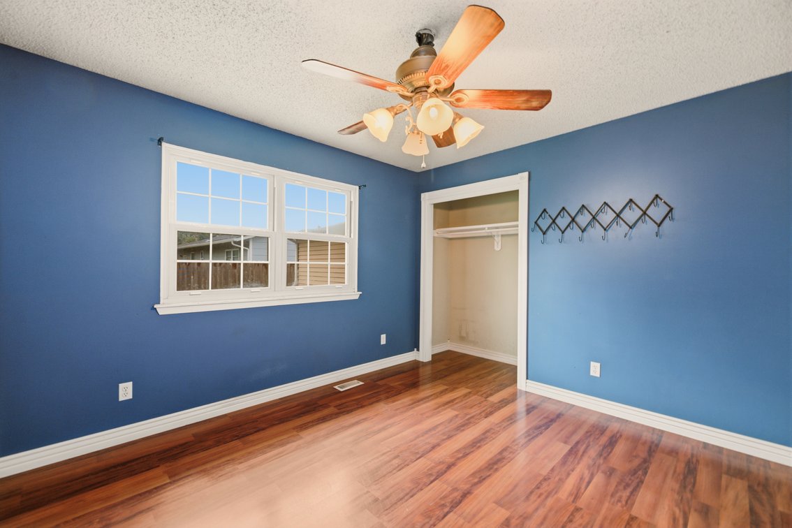Image for 725 W Lockwood
