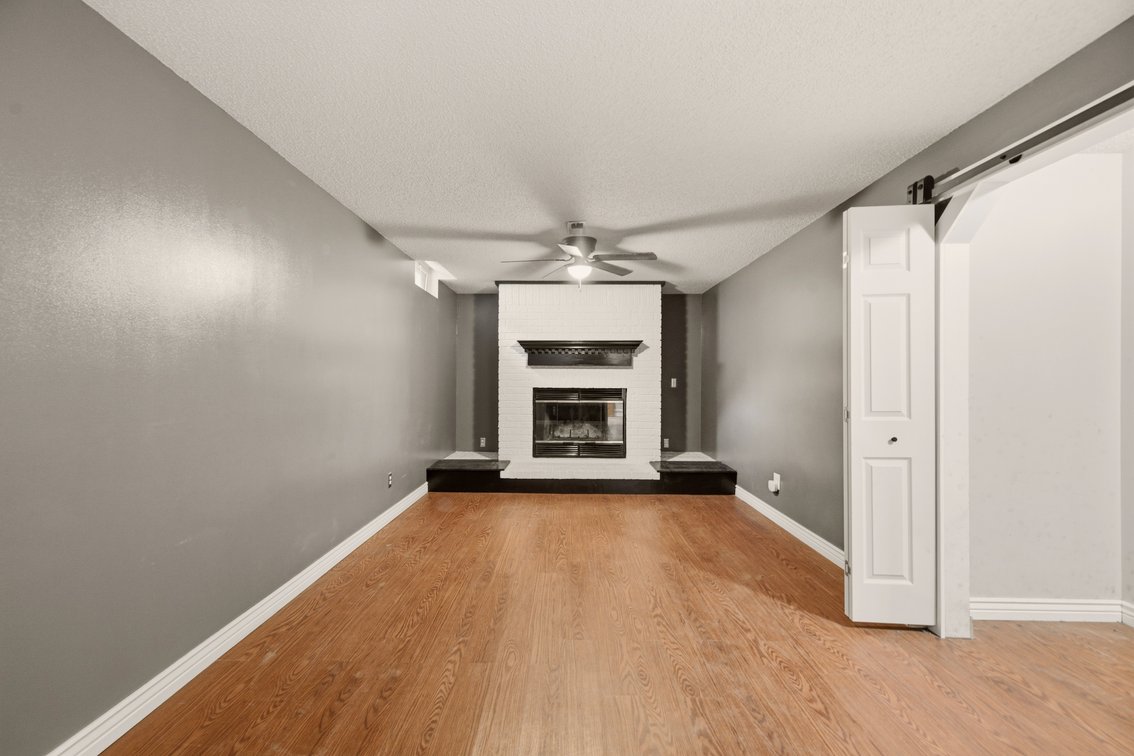 Image for 725 W Lockwood