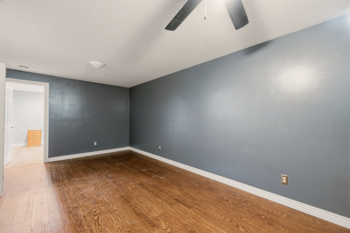 Image for 725 W Lockwood