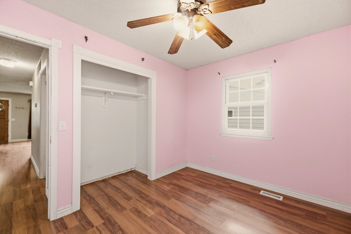 Image for 725 W Lockwood