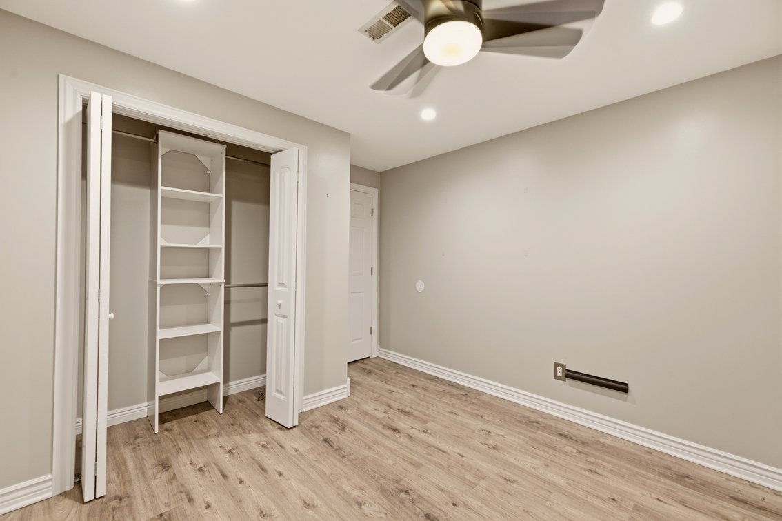 Image for 725 W Lockwood