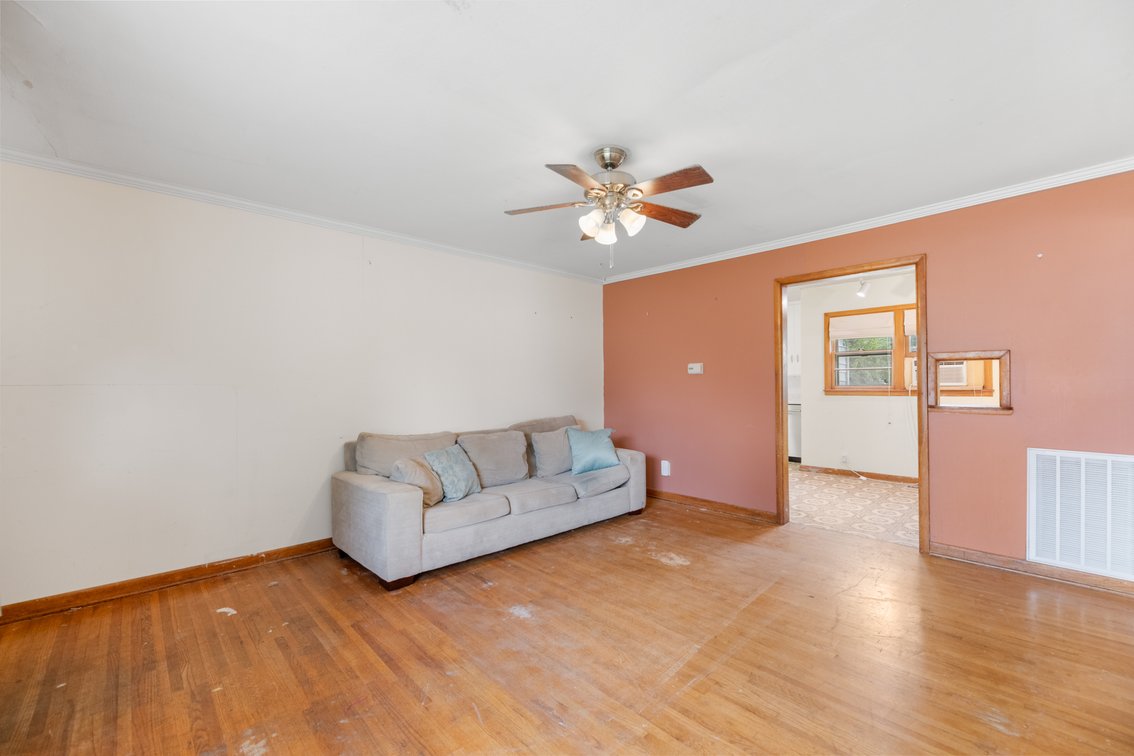Image for 2732 S Greenwood Ave