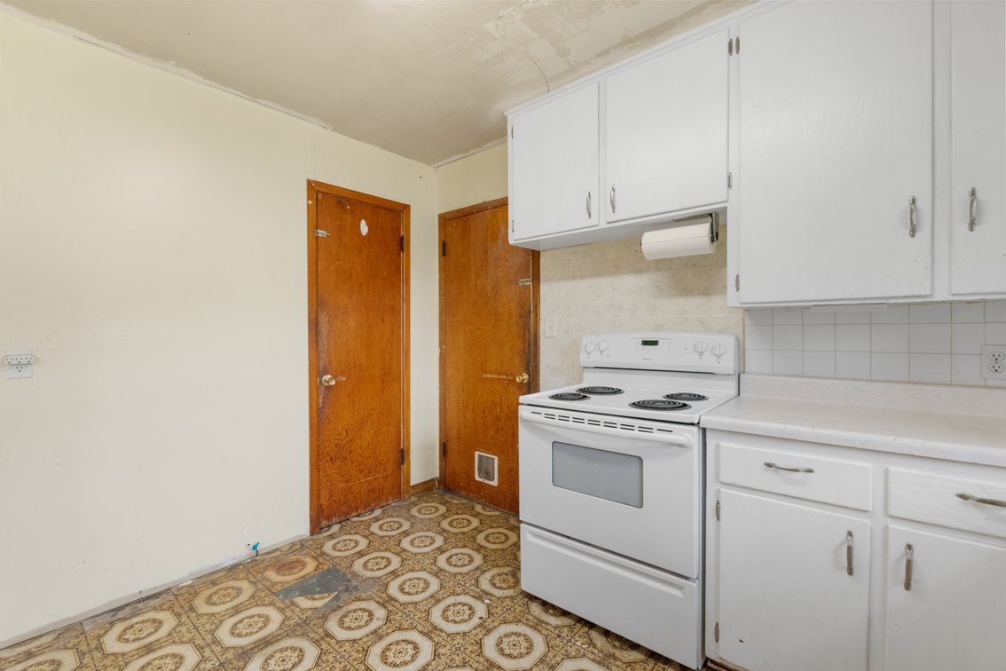 Image for 2732 S Greenwood Ave