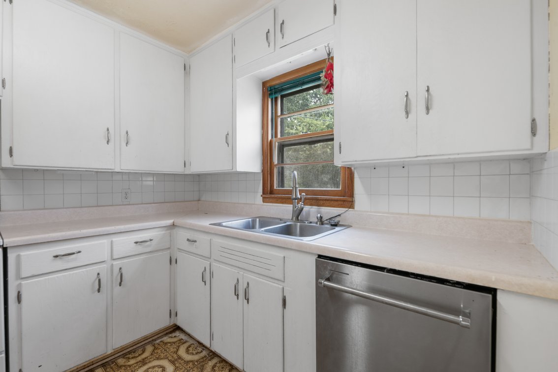 Image for 2732 S Greenwood Ave