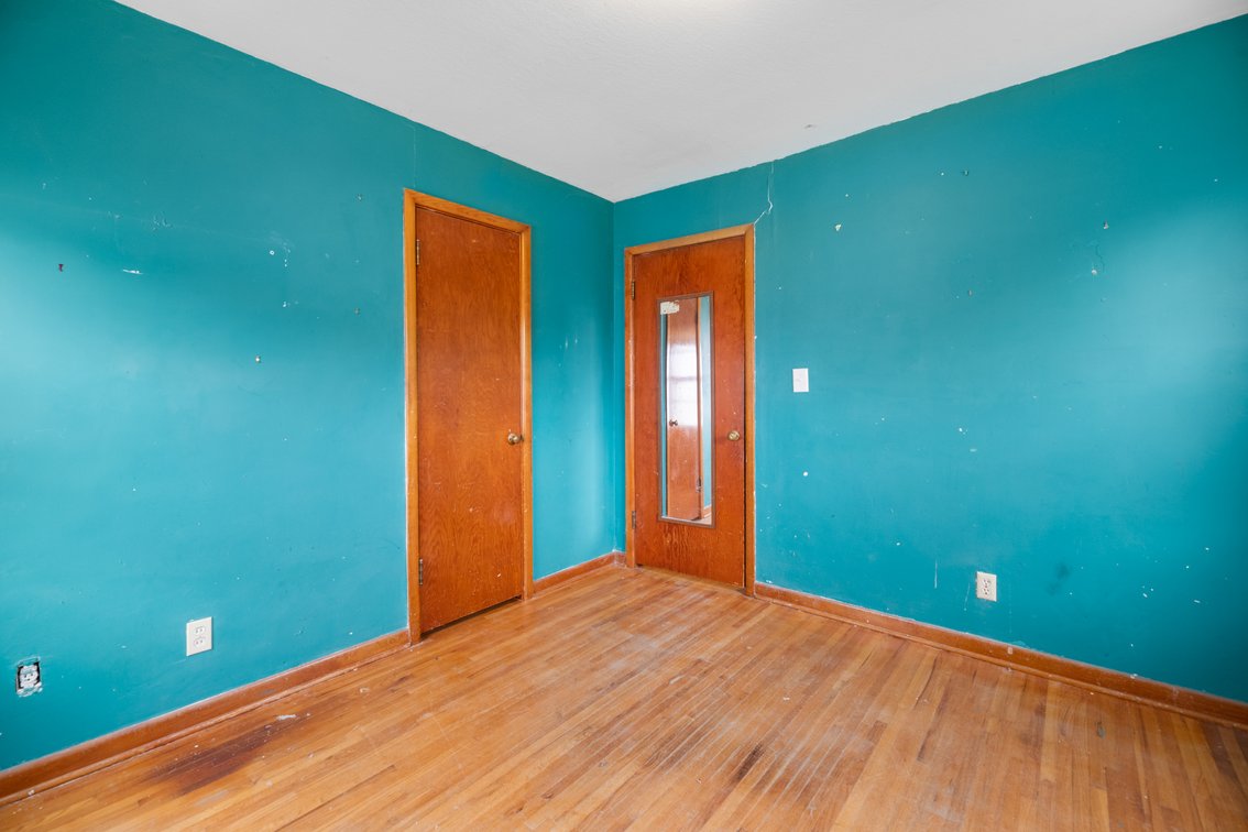 Image for 2732 S Greenwood Ave