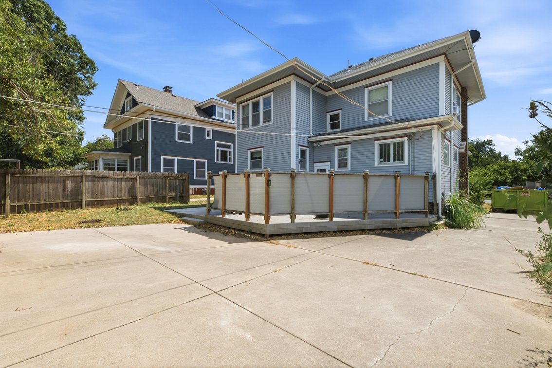 Image for 3240 E Country Club