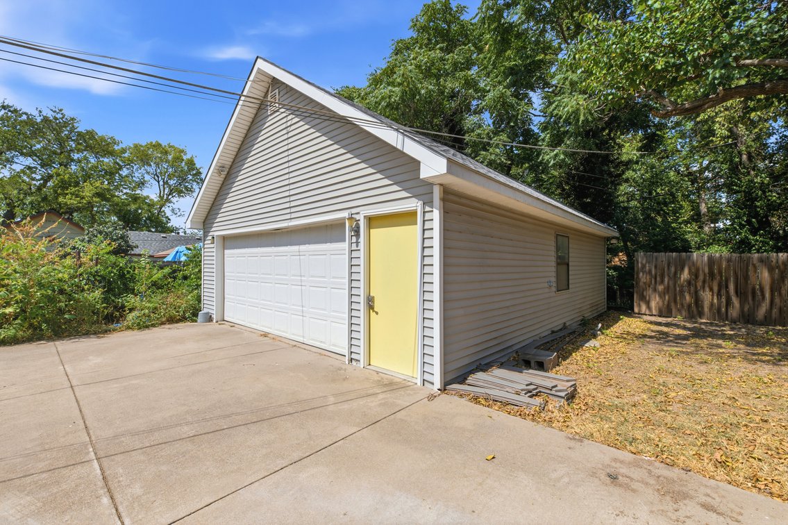 Image for 3240 E Country Club