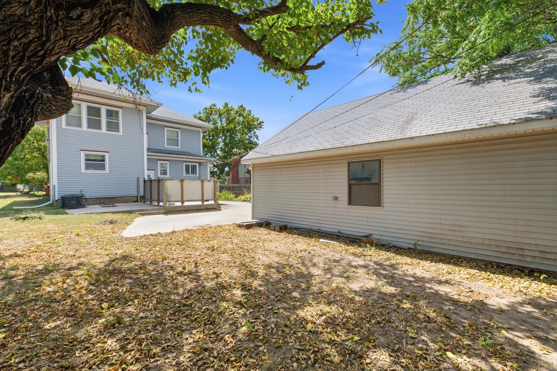 Image for 3240 E Country Club
