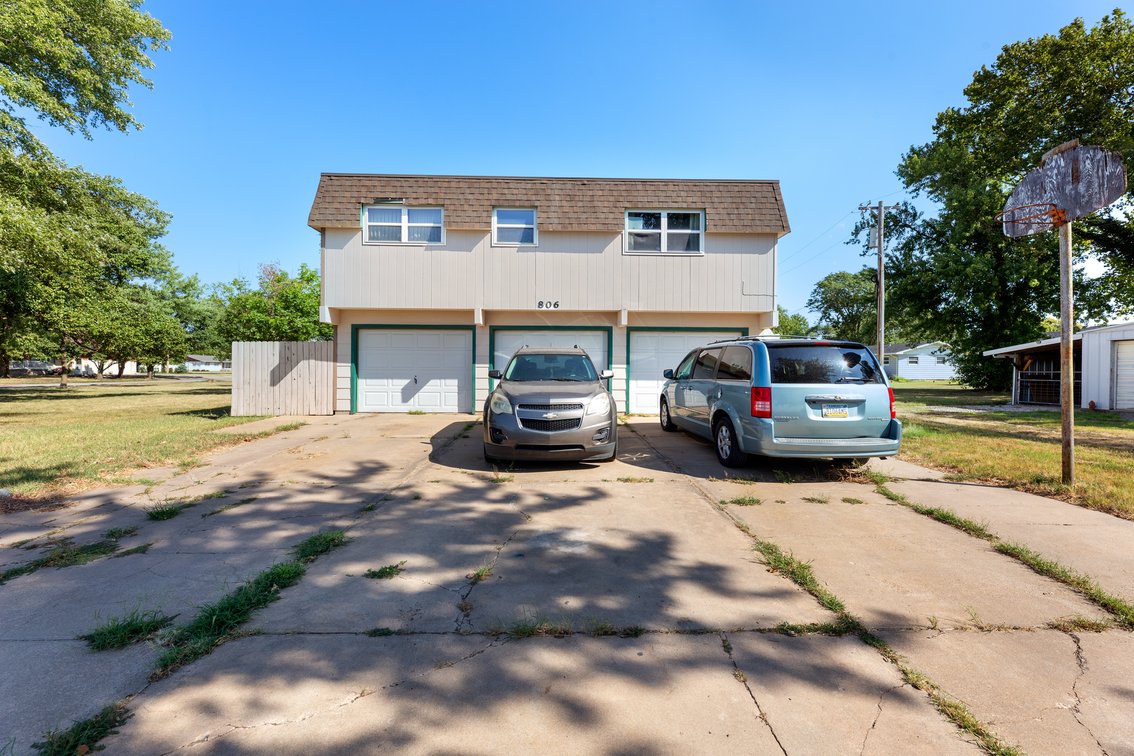 Image for 806 S. Edwards Ave, Moundridge