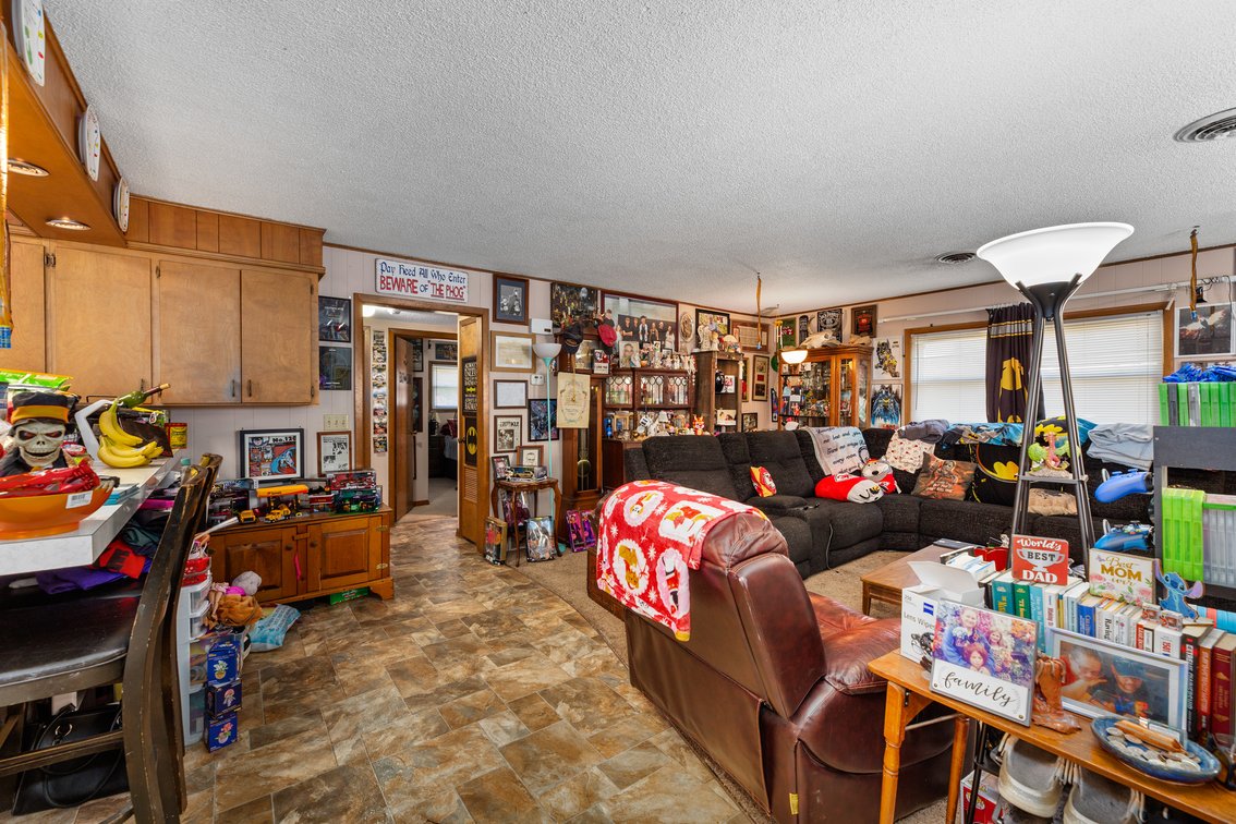 Image for 806 S. Edwards Ave, Moundridge