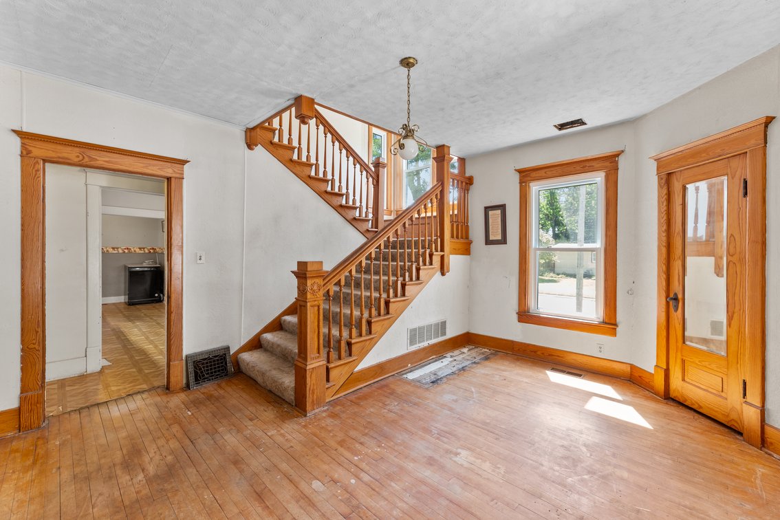 Image for 825 S. Ash Street
