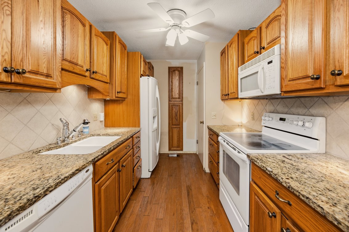 Image for 1711 James Street, Hutchinson