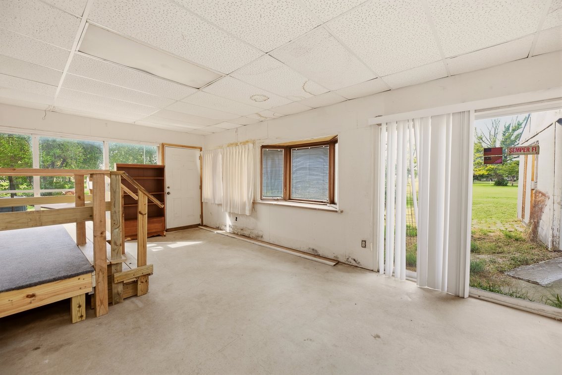 Image for 1711 James Street, Hutchinson