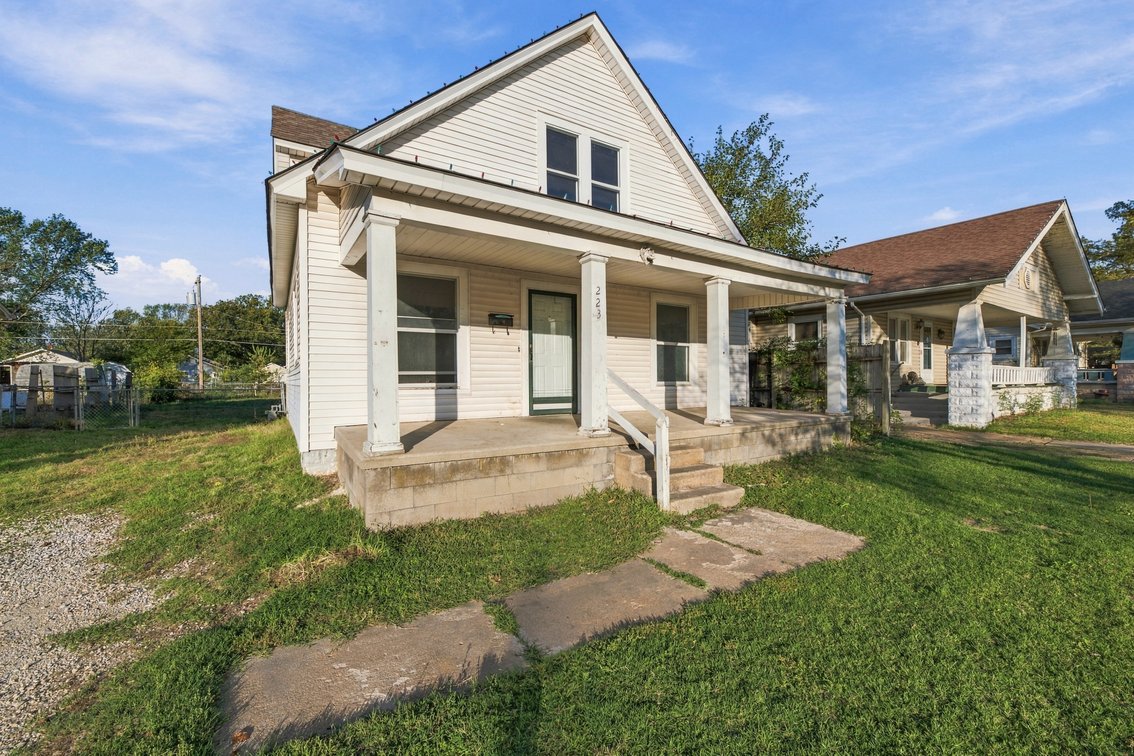 Image for 223 N Athenian Ave