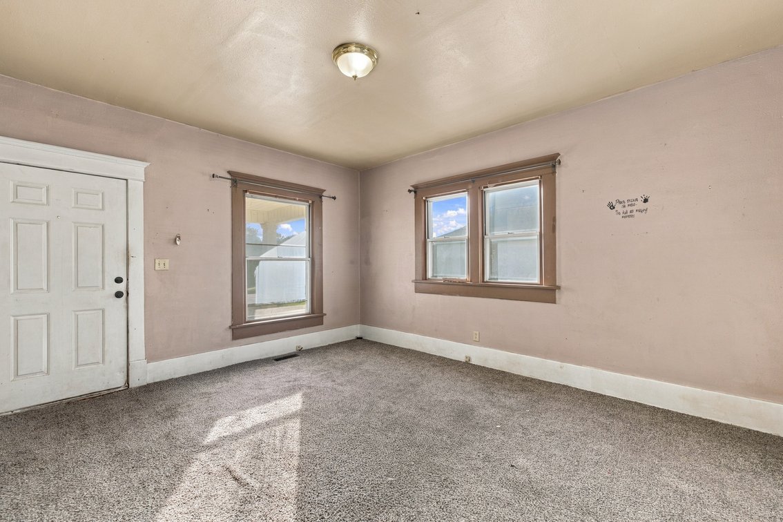 Image for 223 N Athenian Ave