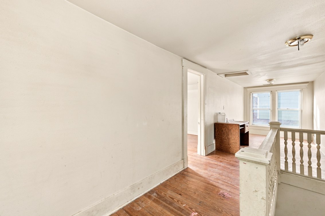 Image for 223 N Athenian Ave