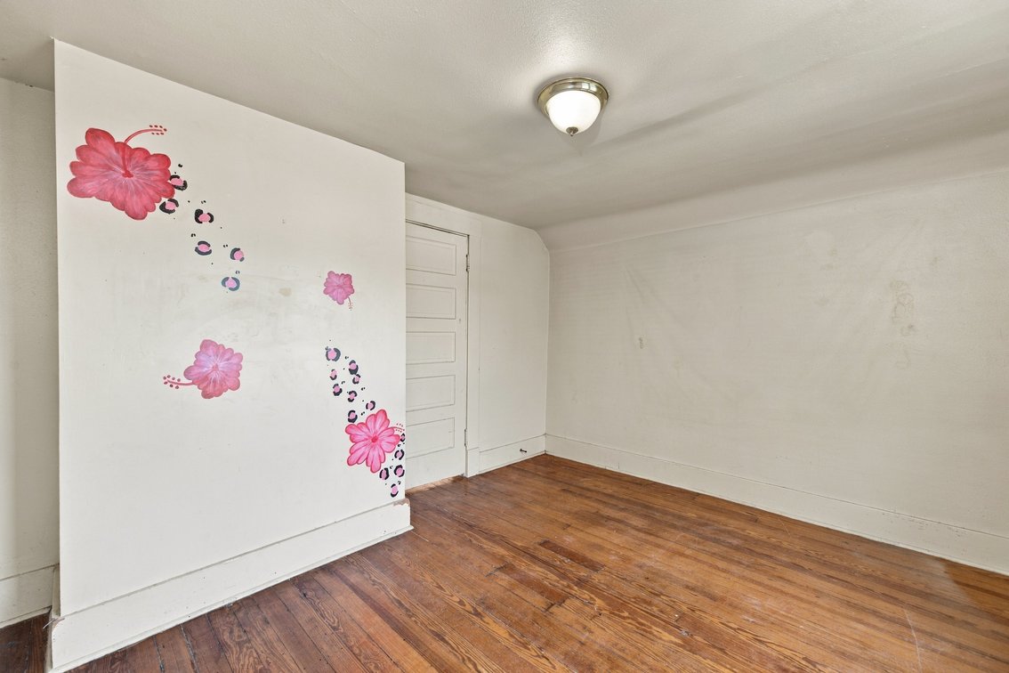 Image for 223 N Athenian Ave