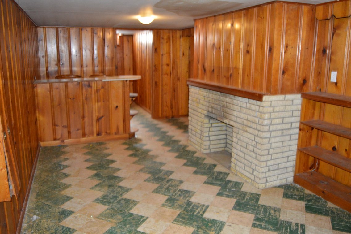Image for 2243 S Victoria Street