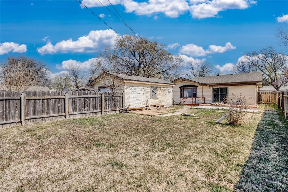 Image for 311 N Burns Ave
