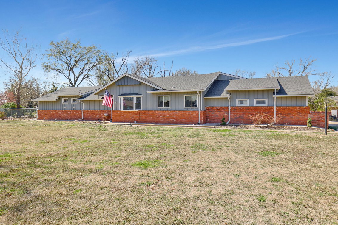 Image for 401 S Howe, Wichita