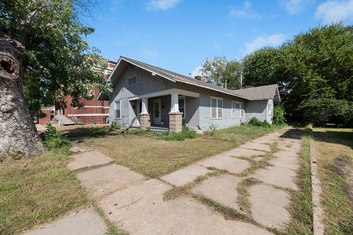 Image for 522 N School, Augusta