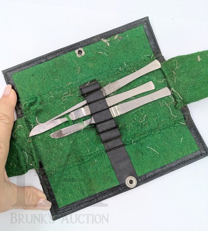 (1920'S) DISSECTION KIT