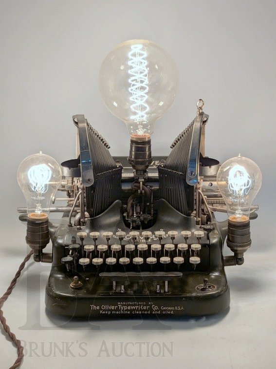 OLIVER #5 TYPEWRITER CUSTOM LAMP, WORKS!!