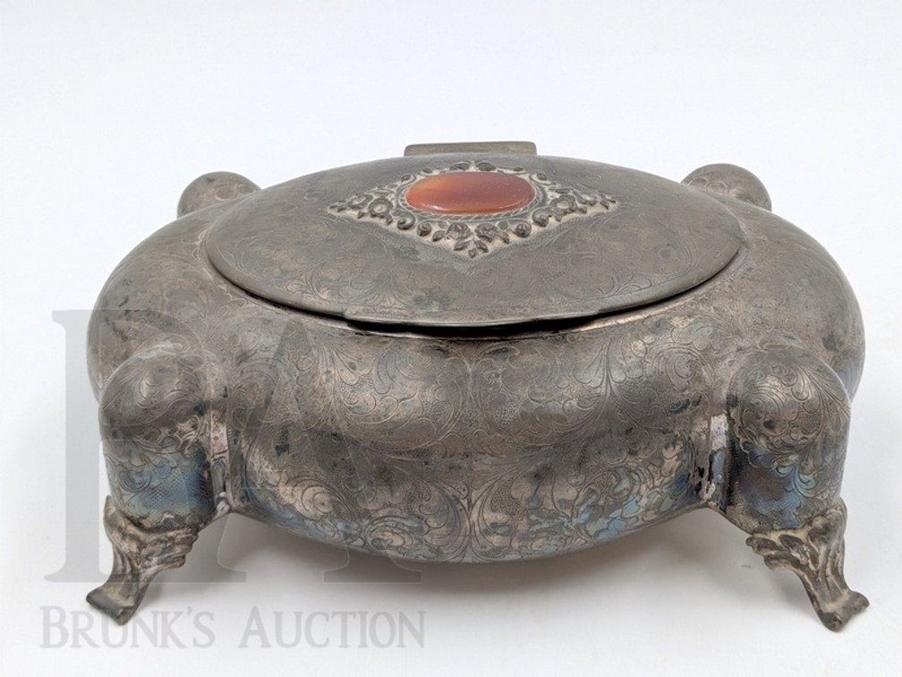 .800 SILVER ITALIAN DRESSER BOX